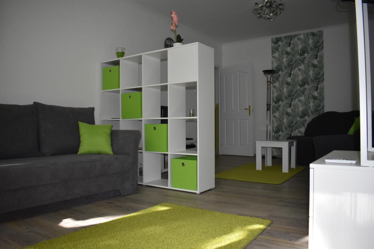 Frézia Apartman Makó Extérieur photo